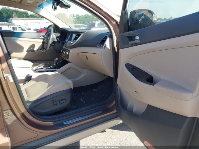 Hyundai TUCSON Limited