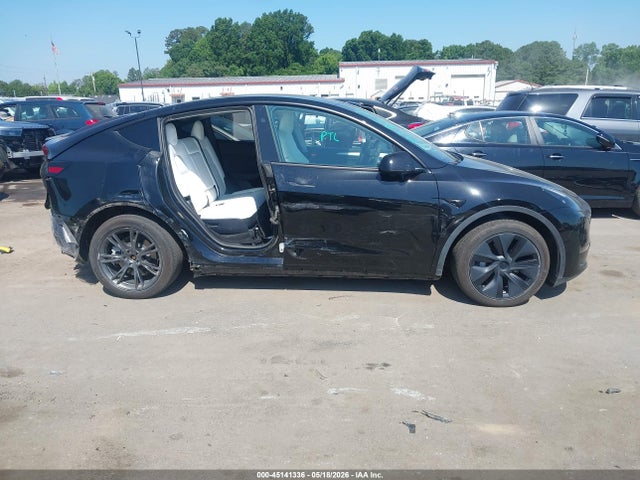 Tesla Model Y Long Range Dual Motor All-wheel Drive