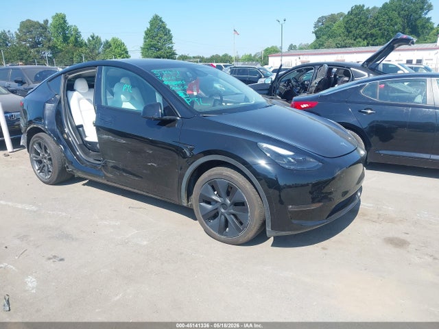 Salvage Tesla Model Y Image