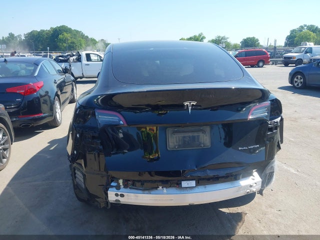 Tesla Model Y Long Range Dual Motor All-wheel Drive