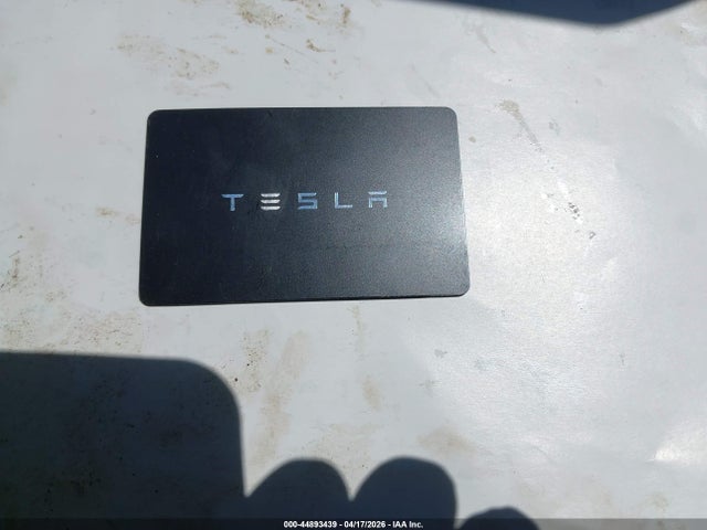 Tesla Model Y Long Range Dual Motor All-wheel Drive