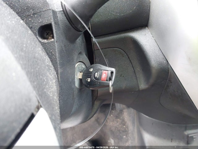 Nissan Versa 1.6 Sv