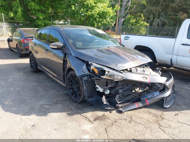 Salvage Ford Focus St Image