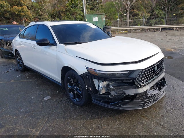 Salvage Honda Accord Image