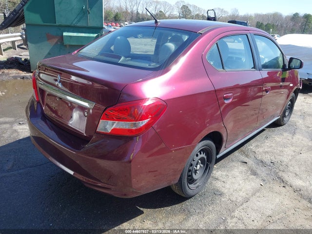 Mitsubishi Mirage Es