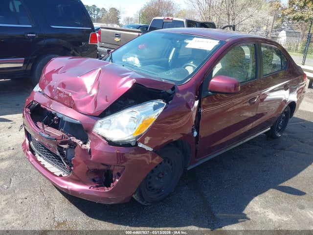 Mitsubishi Mirage Es