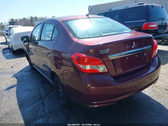 Mitsubishi Mirage Es