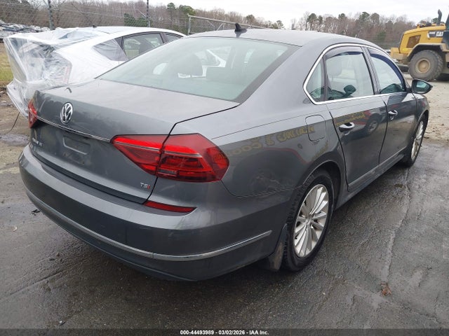 Volkswagen Passat 1.8t Se