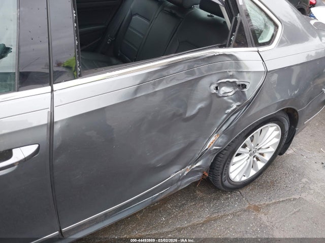Volkswagen Passat 1.8t Se