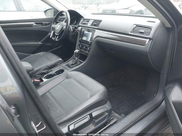 Volkswagen Passat 1.8t Se