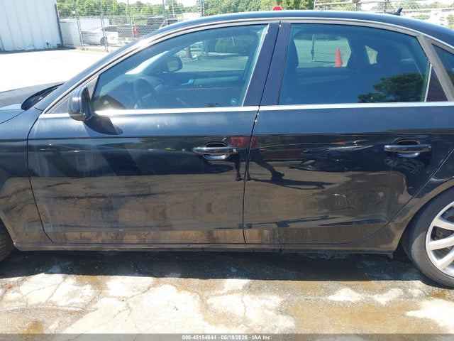 Audi A4 2.0t Premium