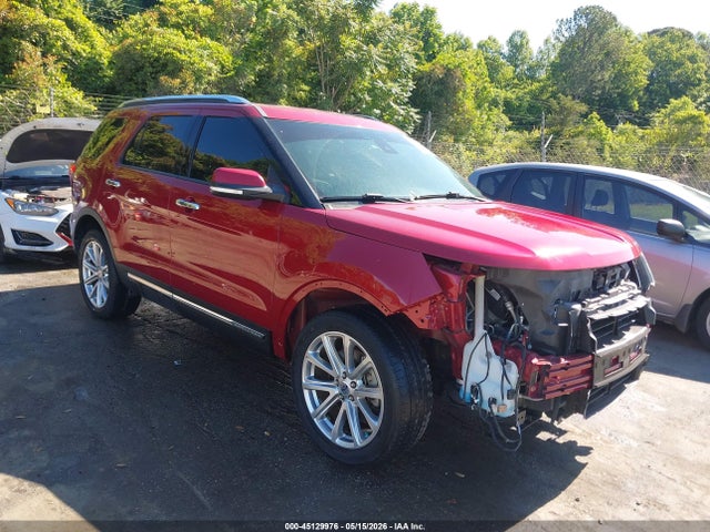 Salvage Ford Explorer Image