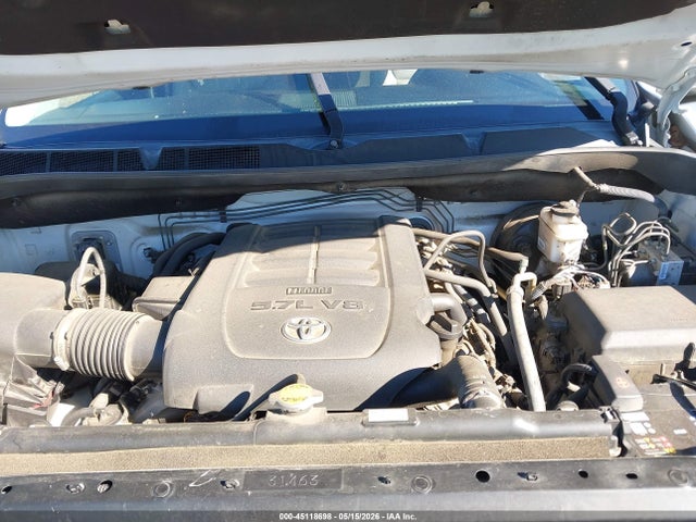 Toyota Tundra Sr5 5.7l V8