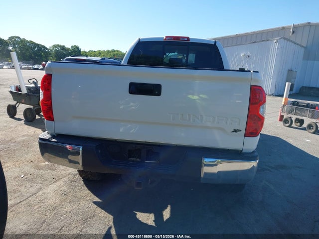 Toyota Tundra Sr5 5.7l V8