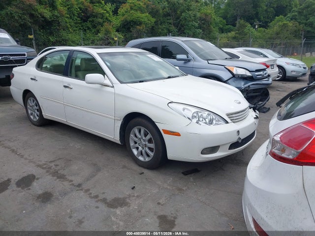 Salvage Lexus Es Image