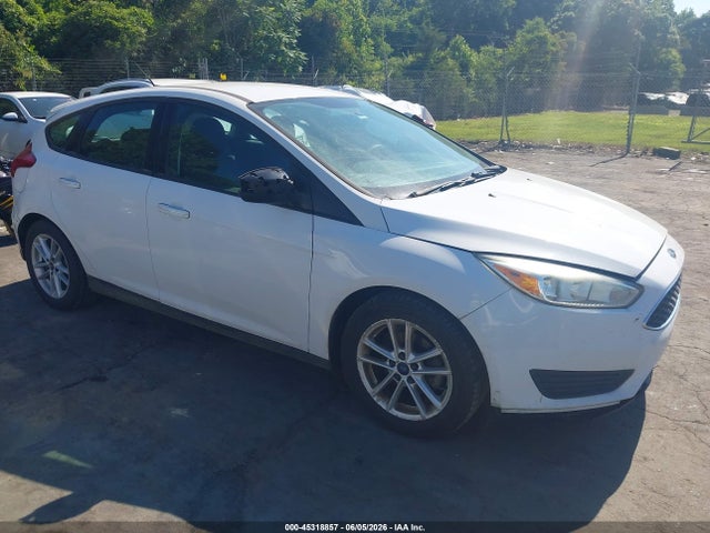 Salvage Ford Focus Image