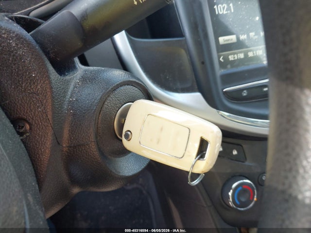 Chevrolet Sonic Lt Auto