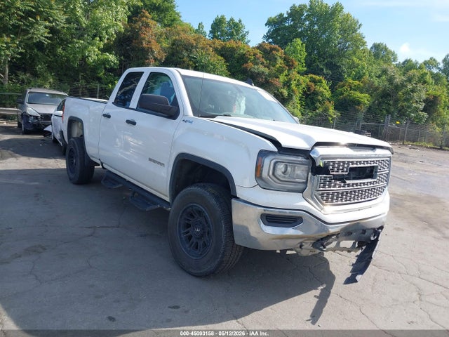 Salvage GMC Sierra 1500 Image
