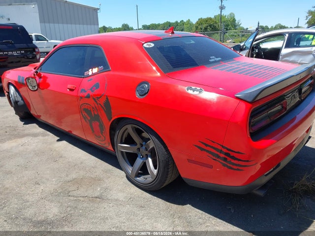 Dodge Challenger Sxt