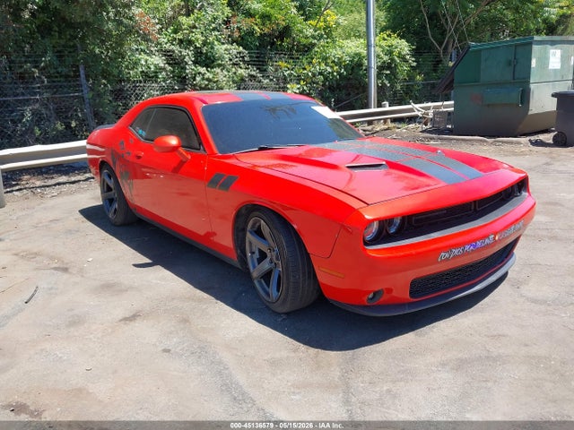 Salvage Dodge Challenger Image