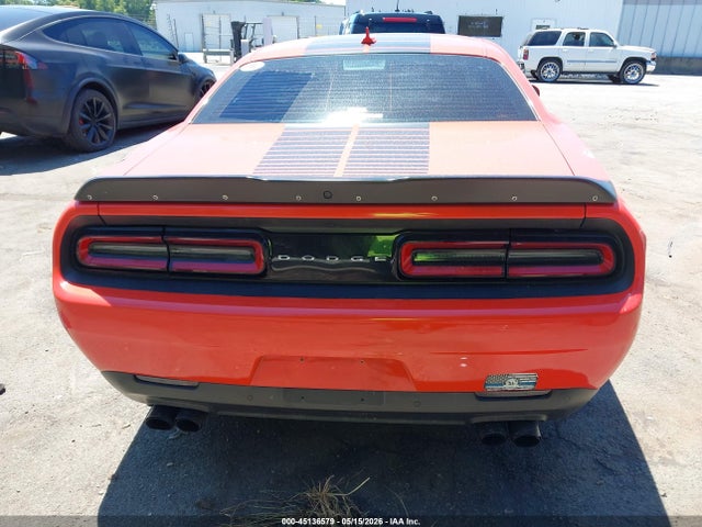 Dodge Challenger Sxt
