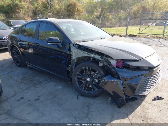 Salvage Toyota Camry Image
