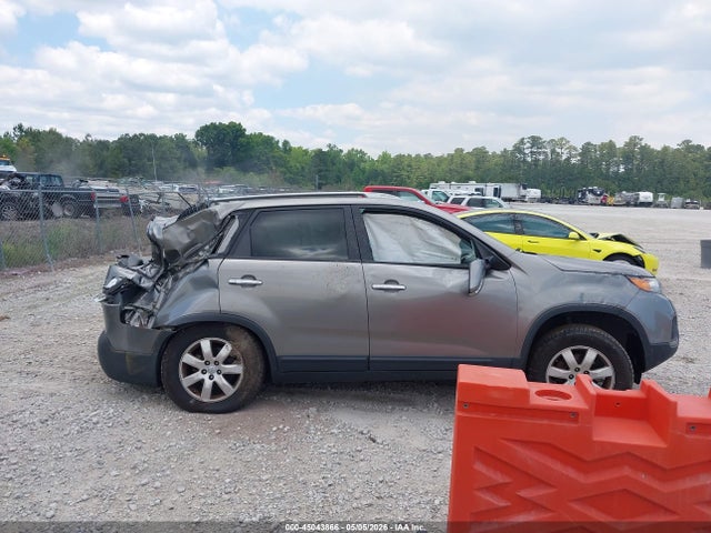 Kia Sorento Lx V6
