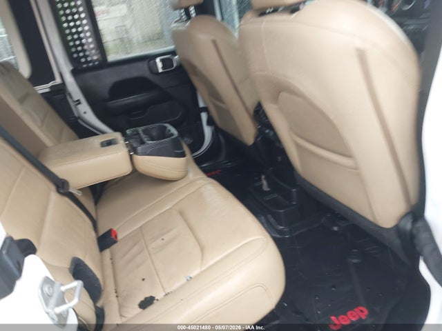 Jeep Wrangler Sahara 4x4