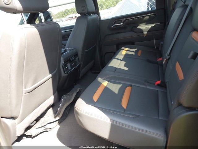 General Motors Sierra 2500HD 4wd  Standard Bed At4