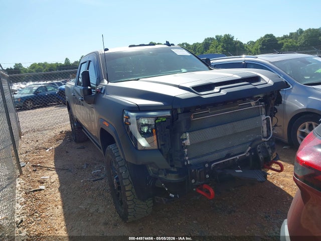 General Motors Sierra 2500HD 4wd  Standard Bed At4