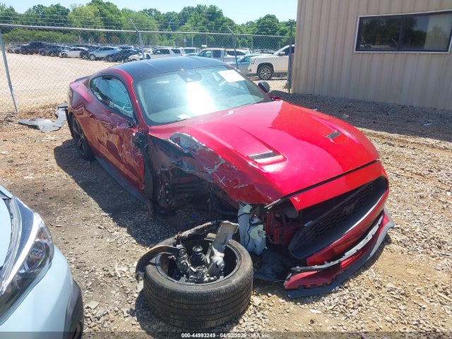 Salvage Ford Mustang Image