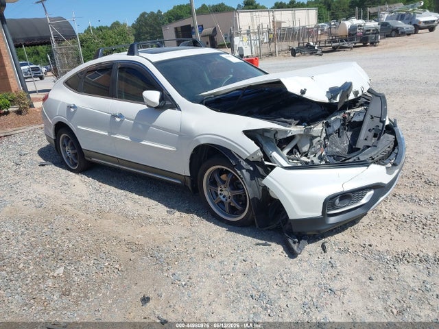 Salvage Honda Crosstour Image