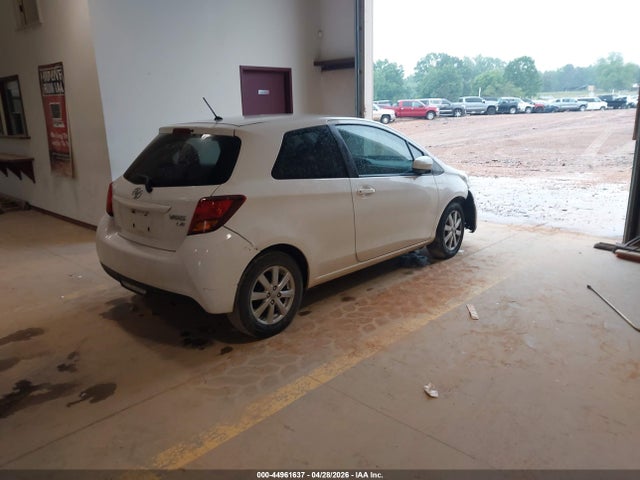 Toyota Yaris Le