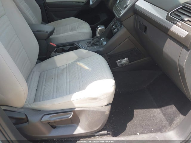 Volkswagen Tiguan 2.0t S