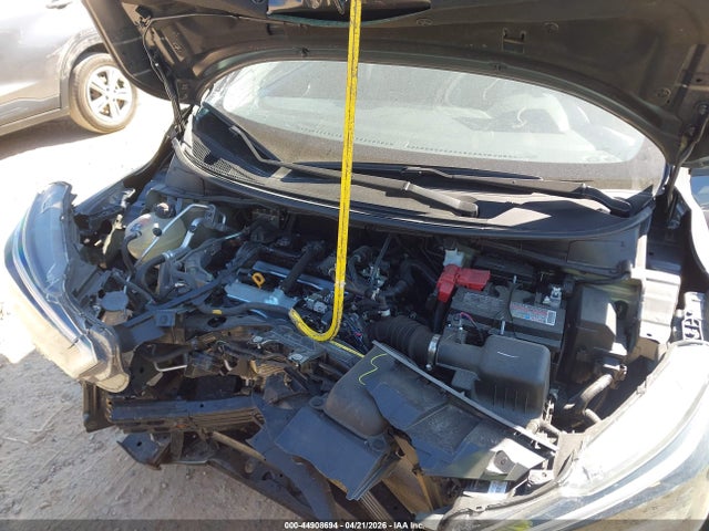 Nissan Versa 1.6 S