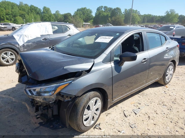 Nissan Versa 1.6 S