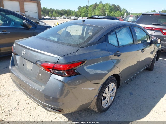 Nissan Versa 1.6 S