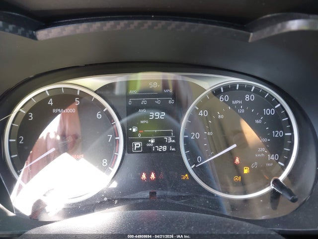 Nissan Versa 1.6 S