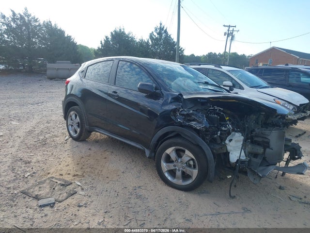 Salvage Honda HR-V Image