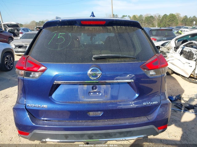Nissan Rogue Sv