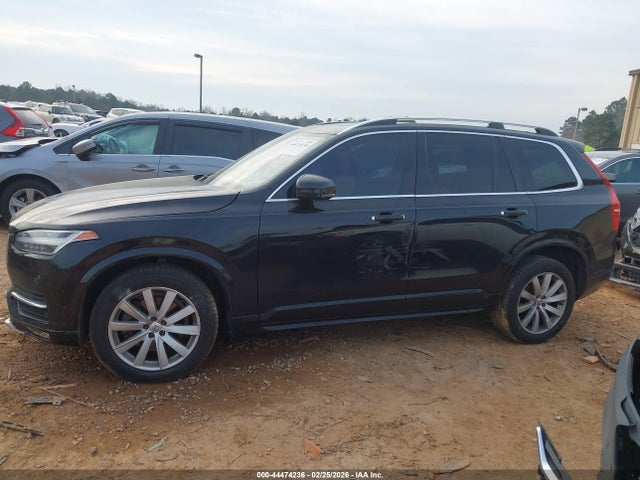 Volvo XC90 T5 Momentum