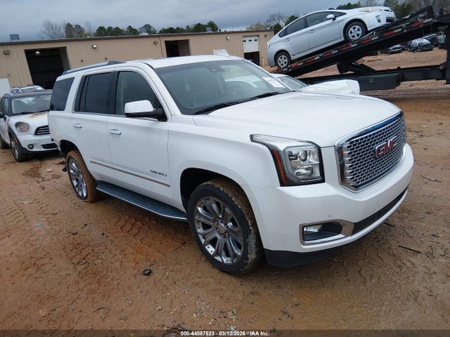 Salvage GMC Yukon Image