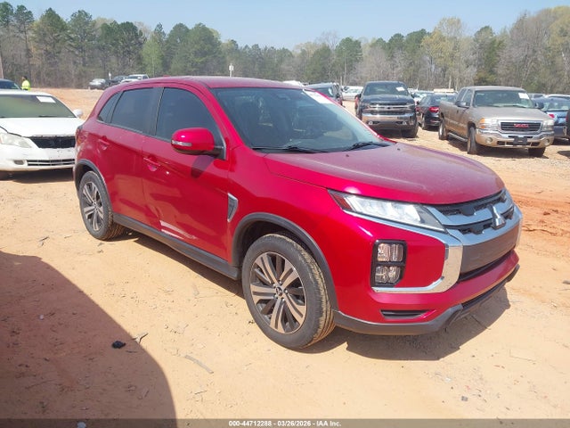 Salvage Mitsubishi Outlander Image