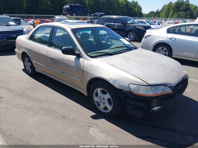 Salvage Honda Accord Image