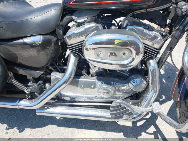 Harley-Davidson Xl1200 50th Anniversary