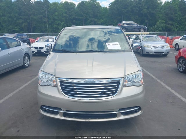 Chrysler Town & Country Touring-l