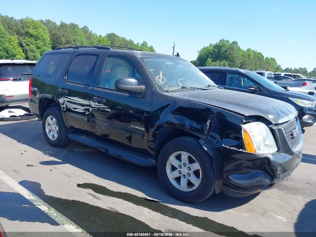 Salvage GMC Yukon Image