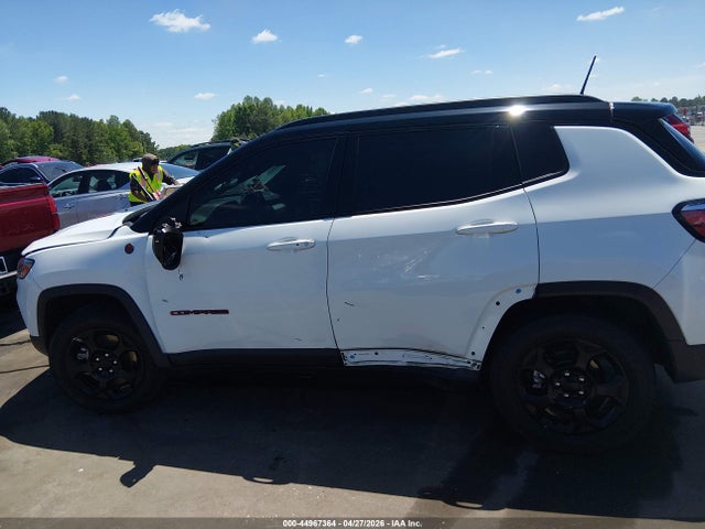 Jeep Compass Trailhawk 4x4