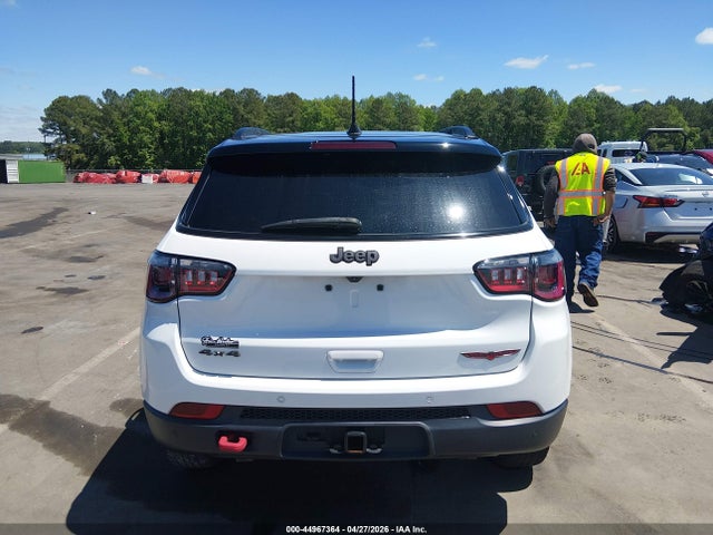 Jeep Compass Trailhawk 4x4