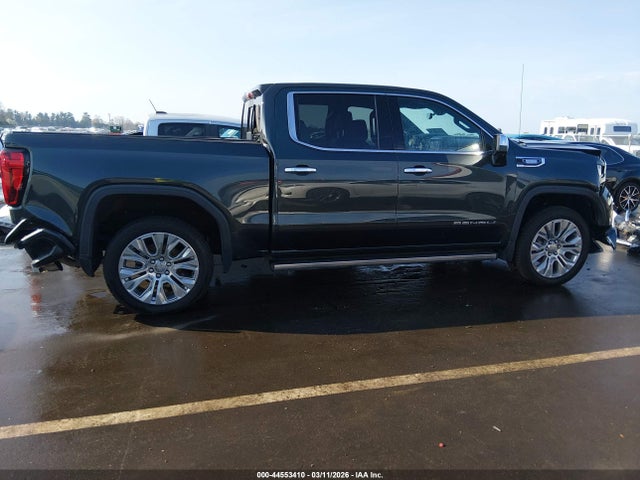 GMC Sierra 1500 4wd  Short Box Denali